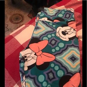 NWT Disney Minnie mouse leggings
